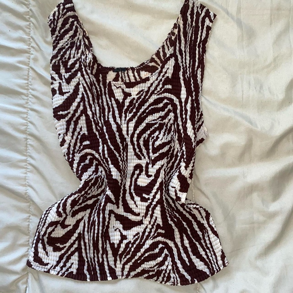Zebra tiger brown print top 
So comfortable 
Perfect for spring
